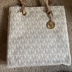 MK Jet Set Tote